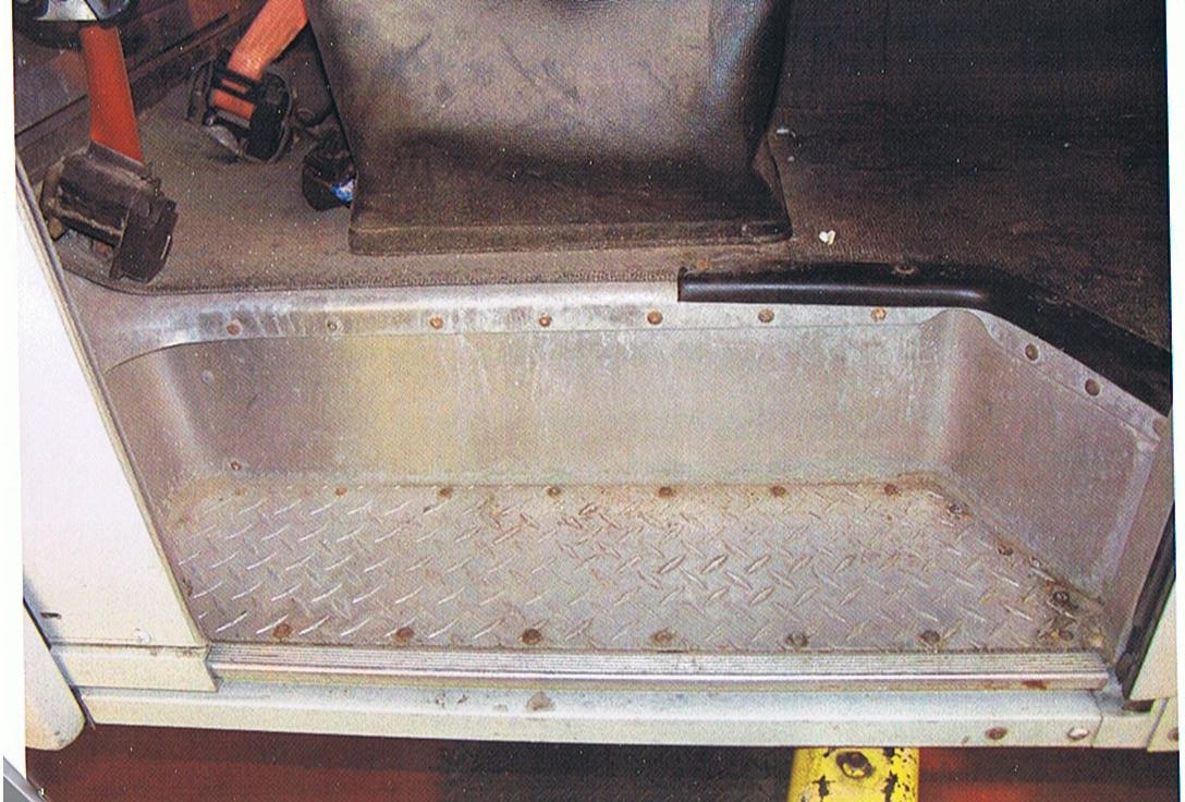 US Postal Service LLV step well